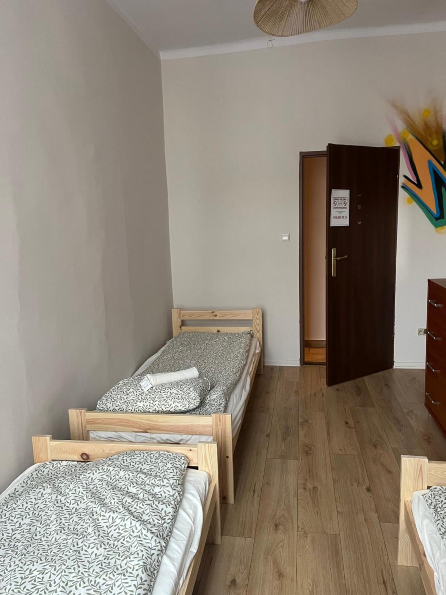 Hostel Graffiti Kraków Zewnętrze zdjęcie