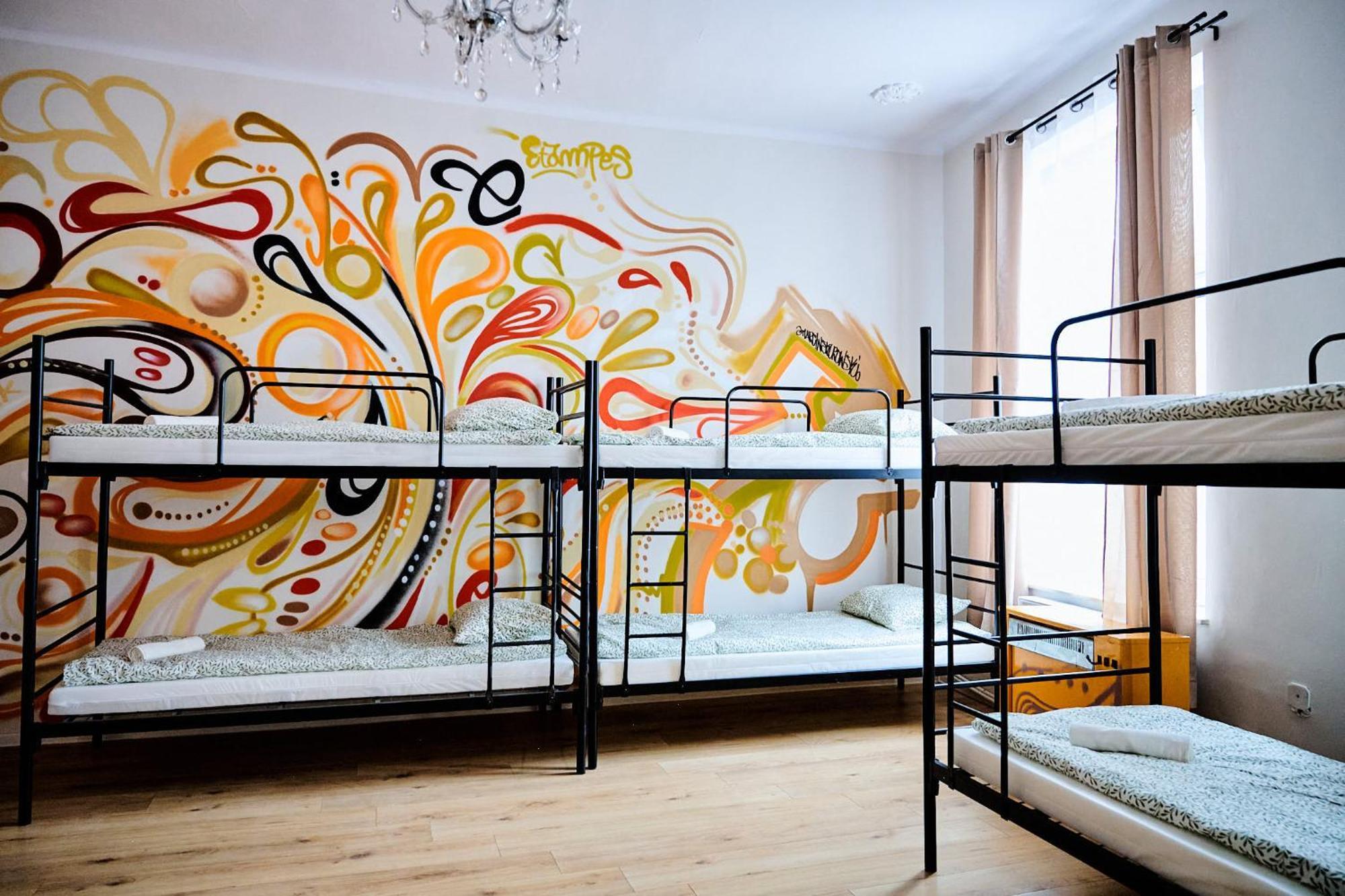 Hostel Graffiti Kraków Zewnętrze zdjęcie