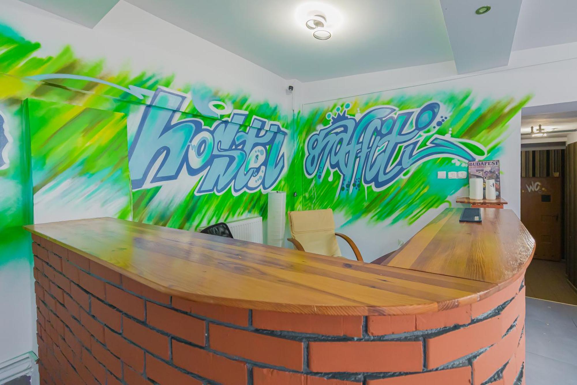 Hostel Graffiti Kraków Zewnętrze zdjęcie