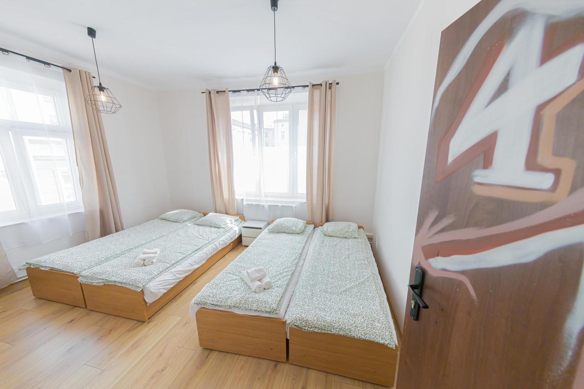 Hostel Graffiti Kraków Zewnętrze zdjęcie